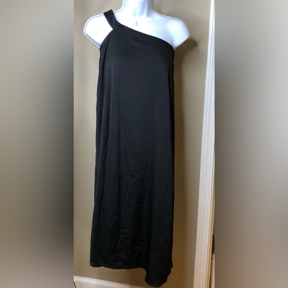 Asymmetric One-Shoulder Black Maxi Dress